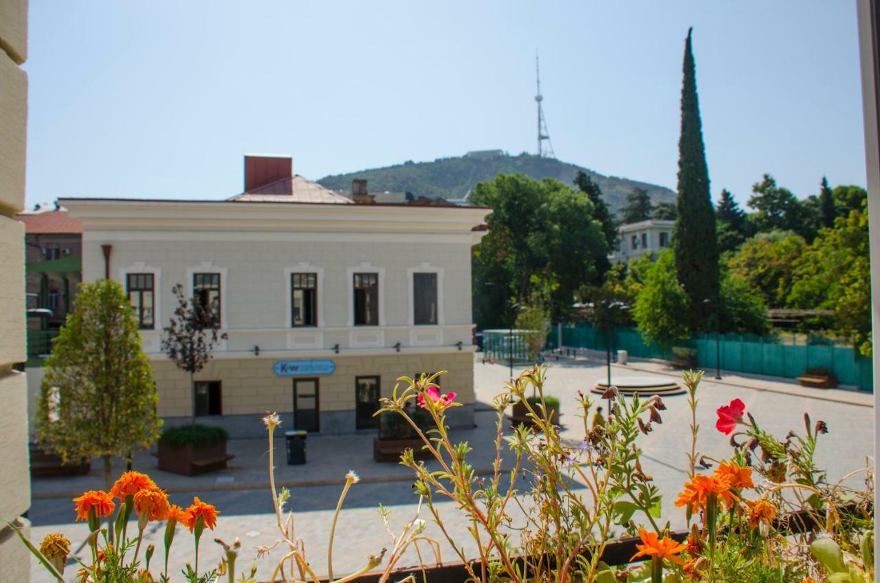 Atoneli Hotel Tbilisi Exterior photo